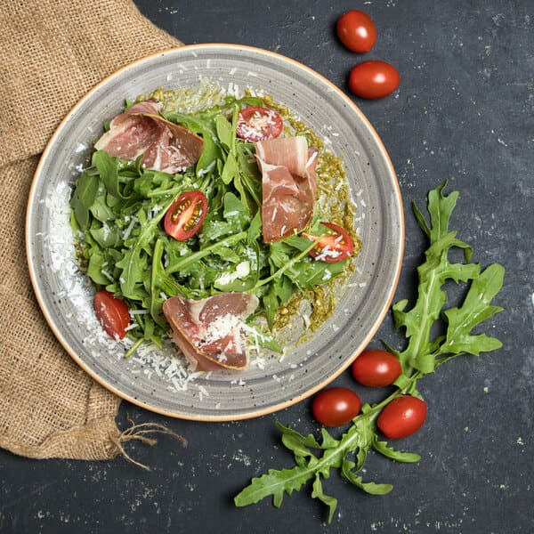 salada italiana Pizzaria artesanal em Silves Algarve - O Forno do Fraser